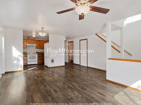 5th image of 2203 Sam Parrett Dr