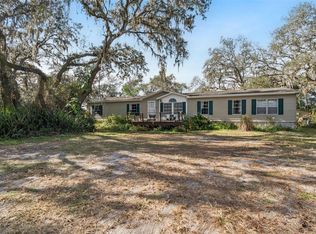 3207 Mazie Dr, Zephyrhills, FL 33541