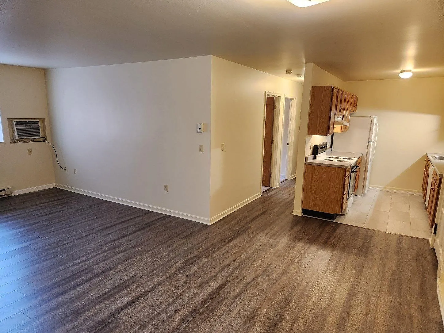 2 bed, 900 sqft, $1,195 — Photo 3