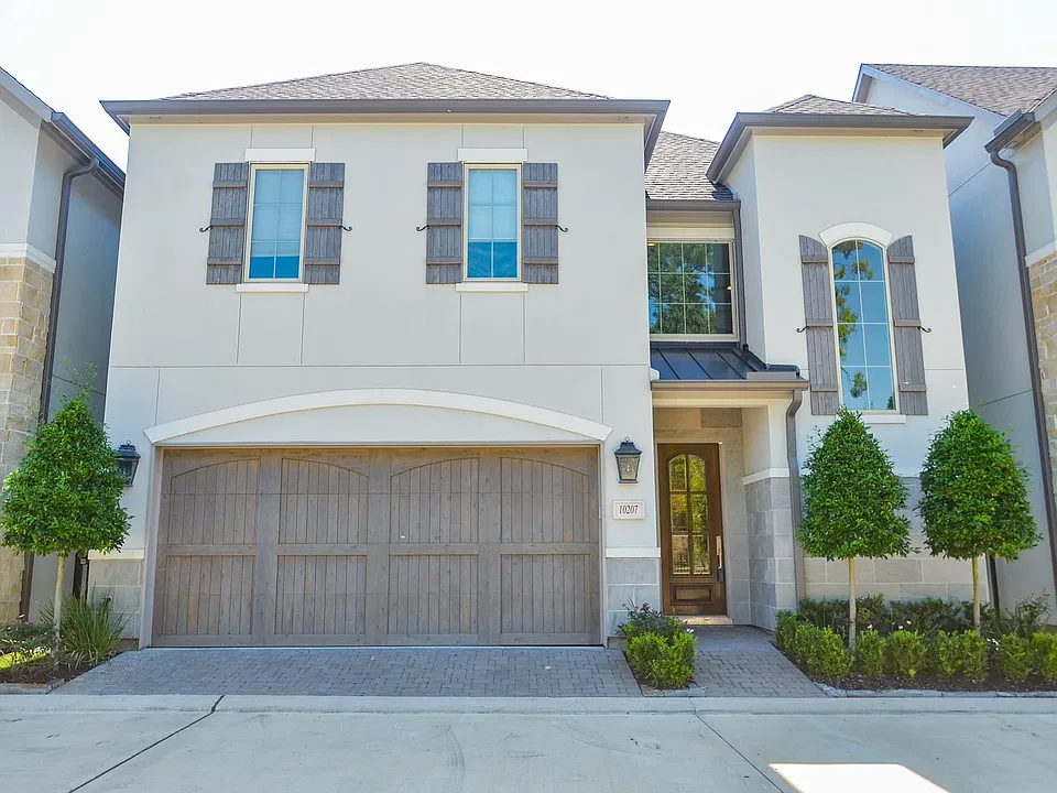 10207 Preston Crest Dr