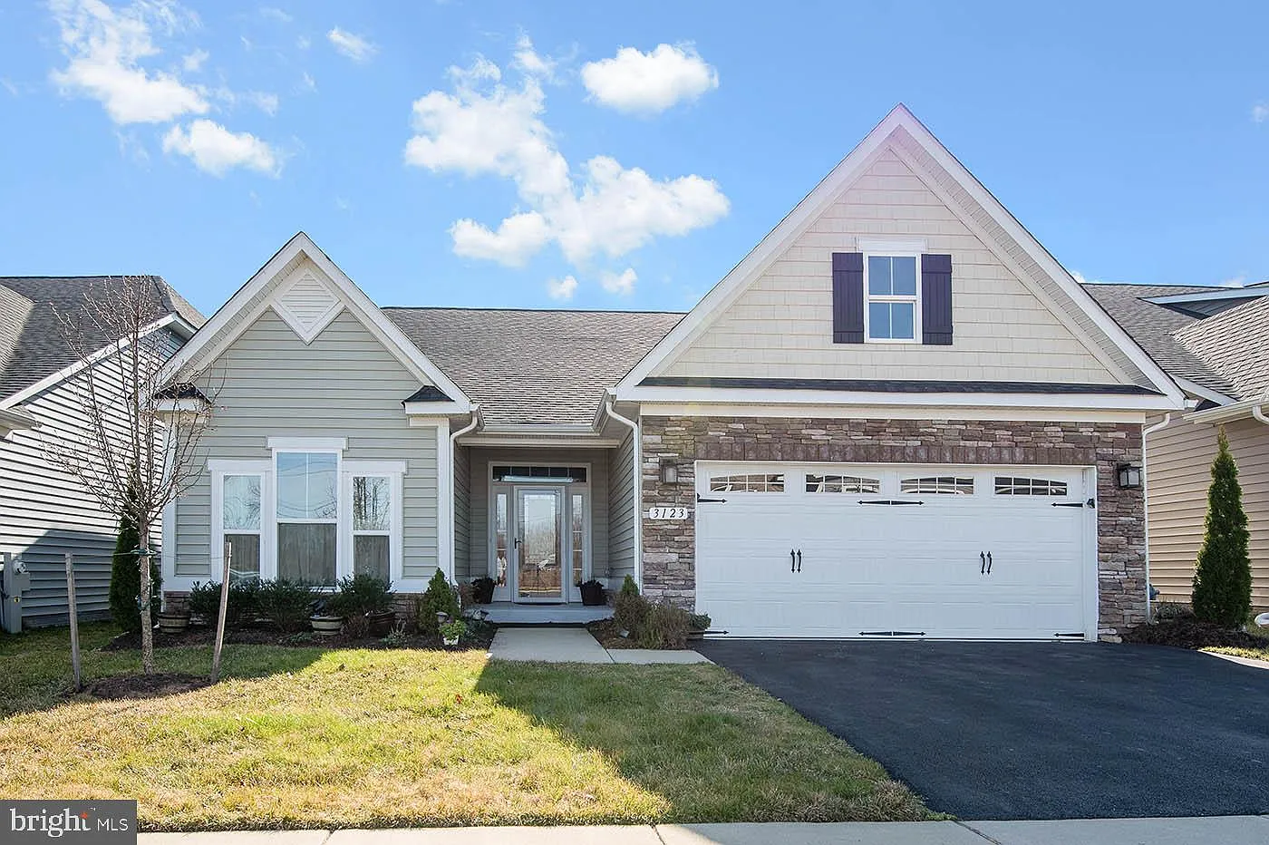 3123 Sunny Ridge Dr photo 1
