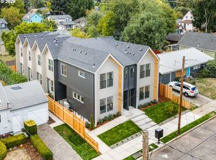 9300 N New York Ave, Portland, OR 97203