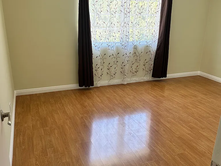 14552 Runnymede St — Photo 15