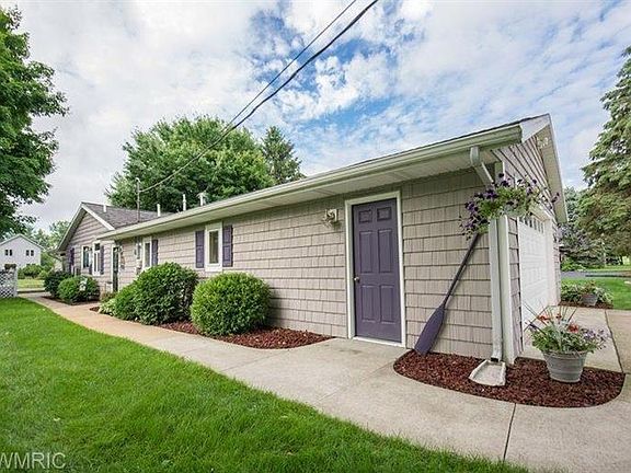 4th image of 12759 Park Dr