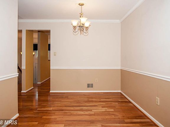5th image of 5225 Harbor Court Dr