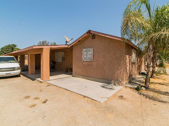 3rd image of 2238 N Park Dr