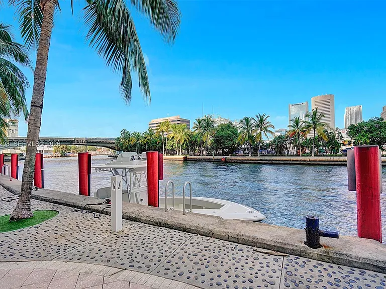 690 SW 1st Ct #Penthouse I12 — Photo 40