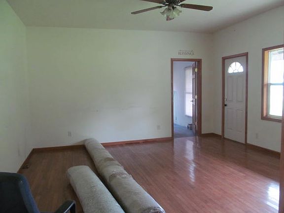 4th image of 1510 Saratoga St
