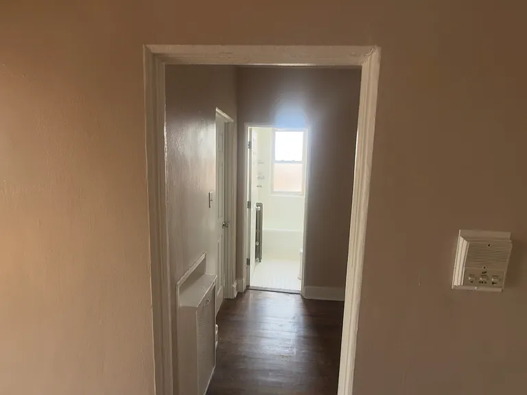 8058 S Hermitage Ave — Photo 8