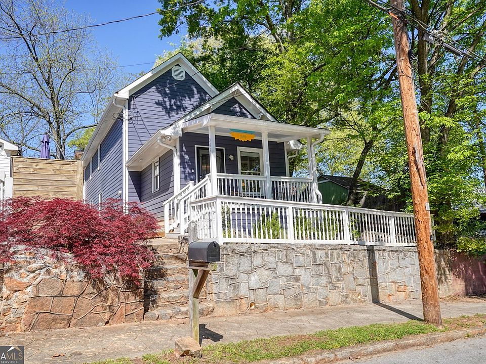 1st image of 349 Cameron St SE