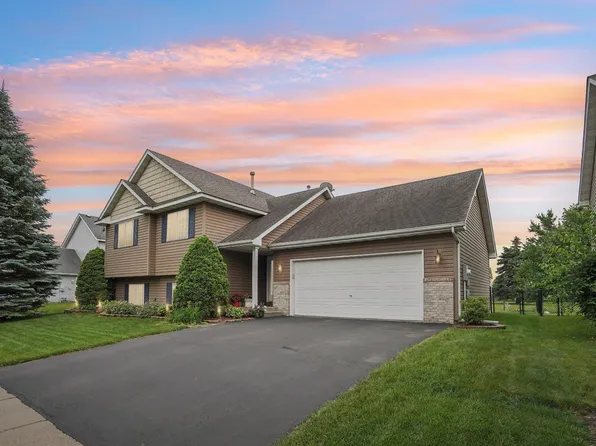 1312 Locust St, Farmington, MN 55024