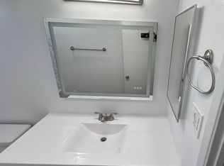 13860.5 Burbank Blvd #7, Van Nuys, CA 91401