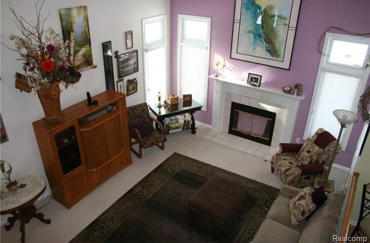 3rd image of 7107 Autumn Wood Dr