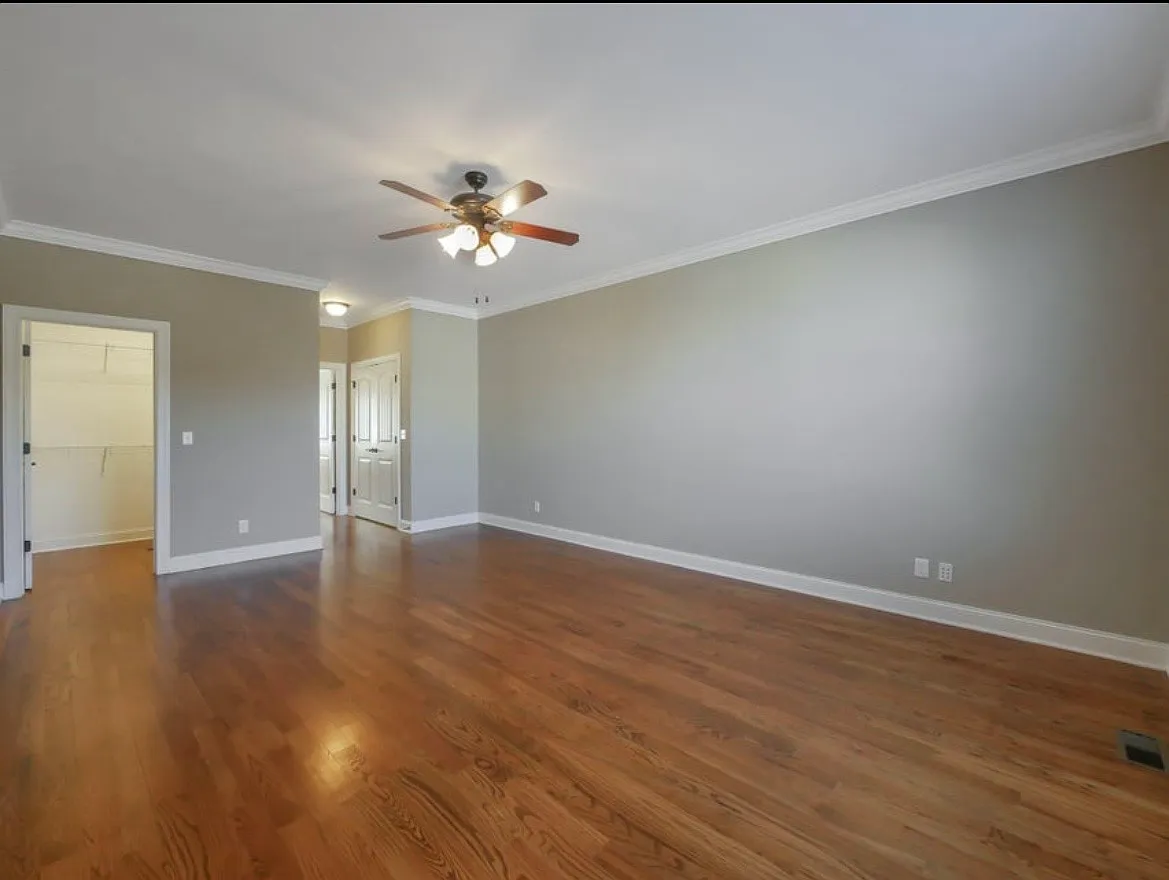 4 bed, 3.5 bath, 3102 sqft, $3,795 — Photo 2
