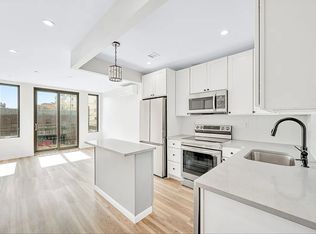 30-88 21st St #3G, Astoria, NY 11102