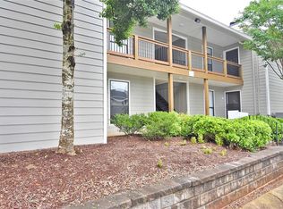 701 Park Ridge Cir, Marietta, GA 30068