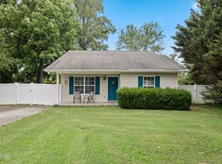 2404 Big River Overlook Dr, Sevierville, TN 37876