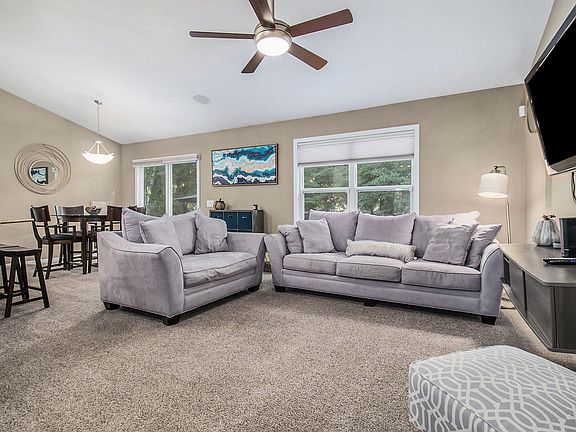 2nd image of 4771 Salzburg Cir
