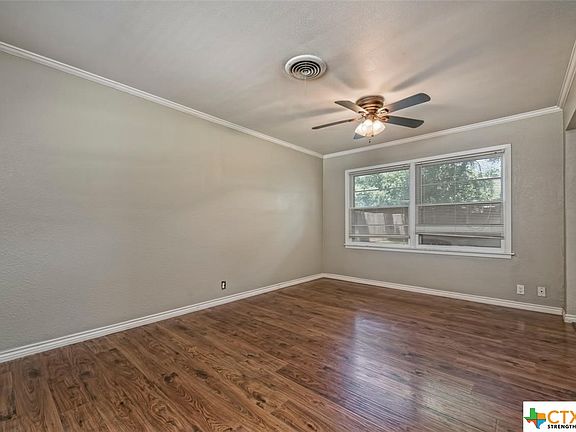 5th image of 127 S Circle Dr