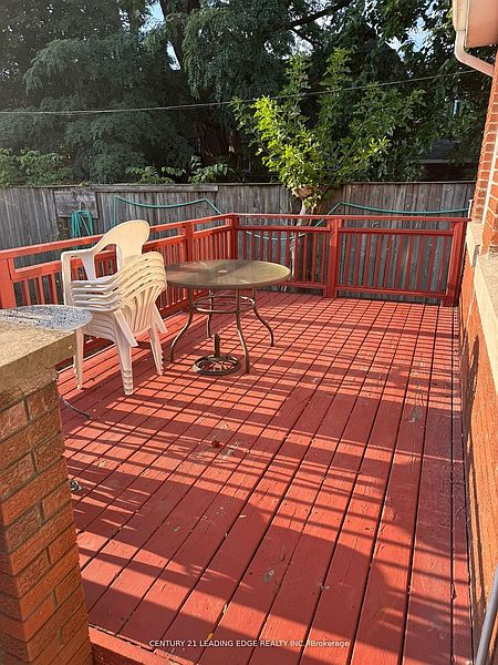 Toronto House for rent - 4 Bedrooms — photo 47