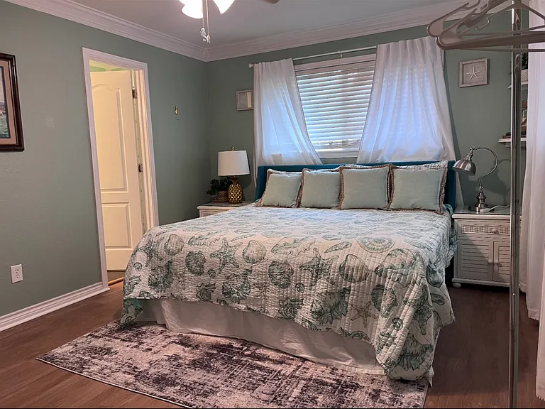 51 Sandra Dr — Photo 4