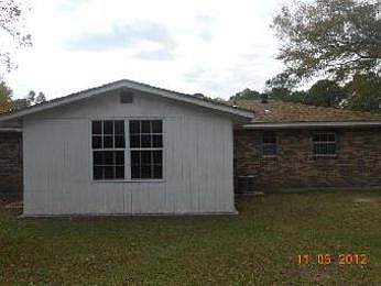 2nd image of 2416 Oxford Dr