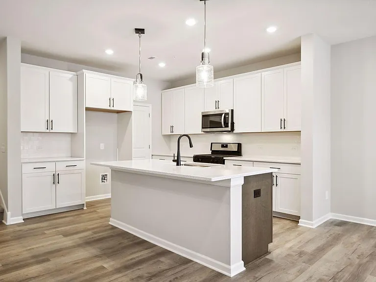 14536 Twin Lakes Cir — Photo 11
