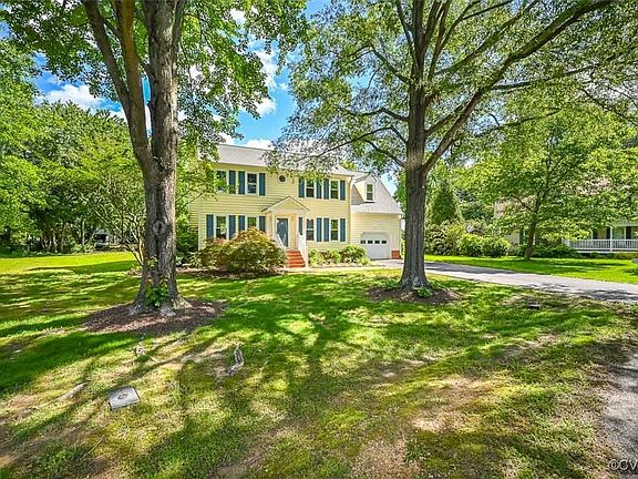 2nd image of 9200 Hunters Club Ct