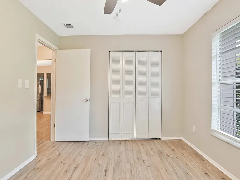 2312 Dunbury Ct — Photo 9