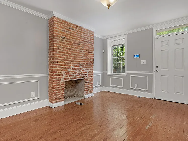 104 S Carrollton Ave — Photo 7