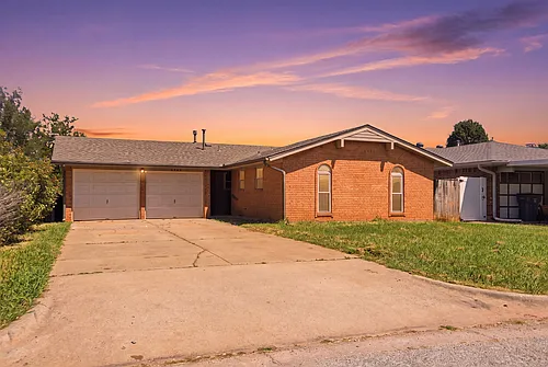 5404 S Huddleston Dr Photo 1