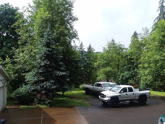 5th image of 38401 NE Rosemary Dr