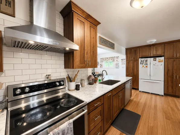 1332 Avenue C NW, Great Falls, MT 59404