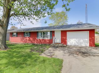 505 S East St, Hudson, IL 61748