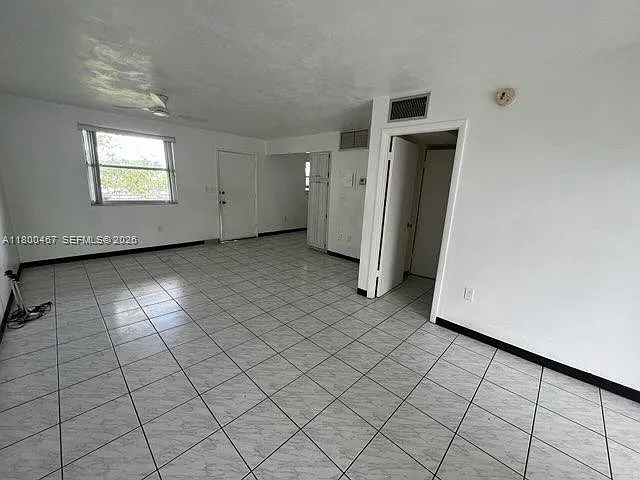 7125 Dickens Ave #4 — Photo 8