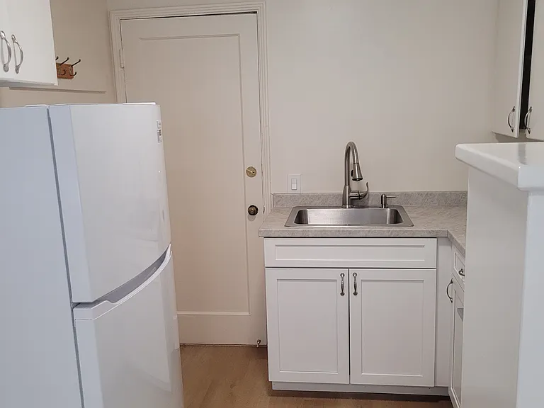 491 Taylor Ave #2 — Photo 17