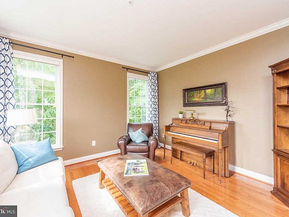 5th image of 6028 Jerrys Dr