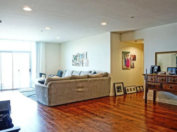 332 S Oxford Ave APT 403, Los Angeles, CA 90020