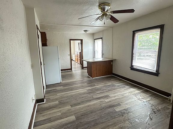5th image of 260 W 9th St #3-1