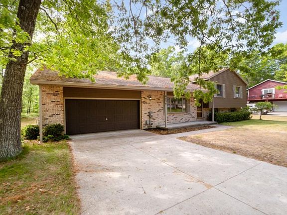 3rd image of 6834 Roanoak Rd