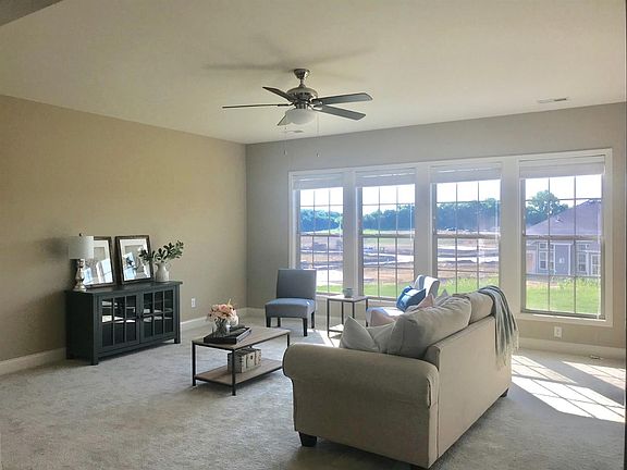 5th image of 108 Waxwing Ln