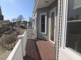 25 Saint Clements Rd #2B, Medford, MA 02155