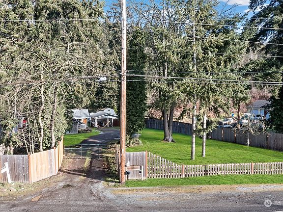 2nd image of 12011 Valley Avenue E
