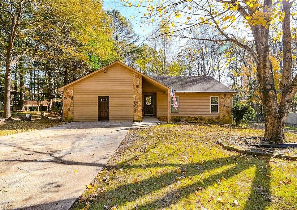 1st image of 2598 Cove Way