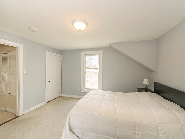 10 Banghart Pl — Photo 9