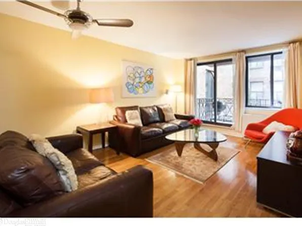 366 West 11th Street image 1 of 7