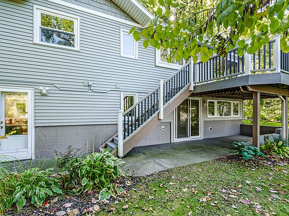 4th image of 1173 E Crooked Lake Dr