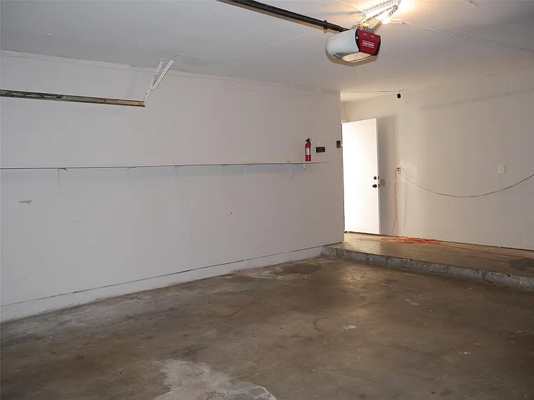 7410 Canasta Ln — Photo 27