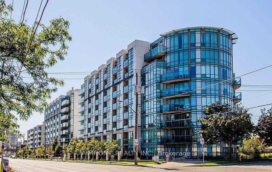 1st image of 3830 Bathurst St #410