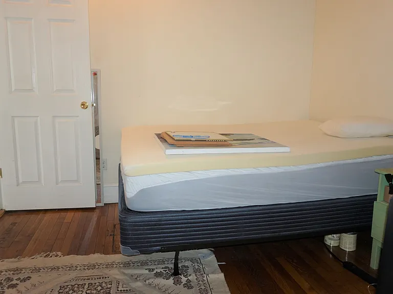 56 Egmont St #1 — Photo 12